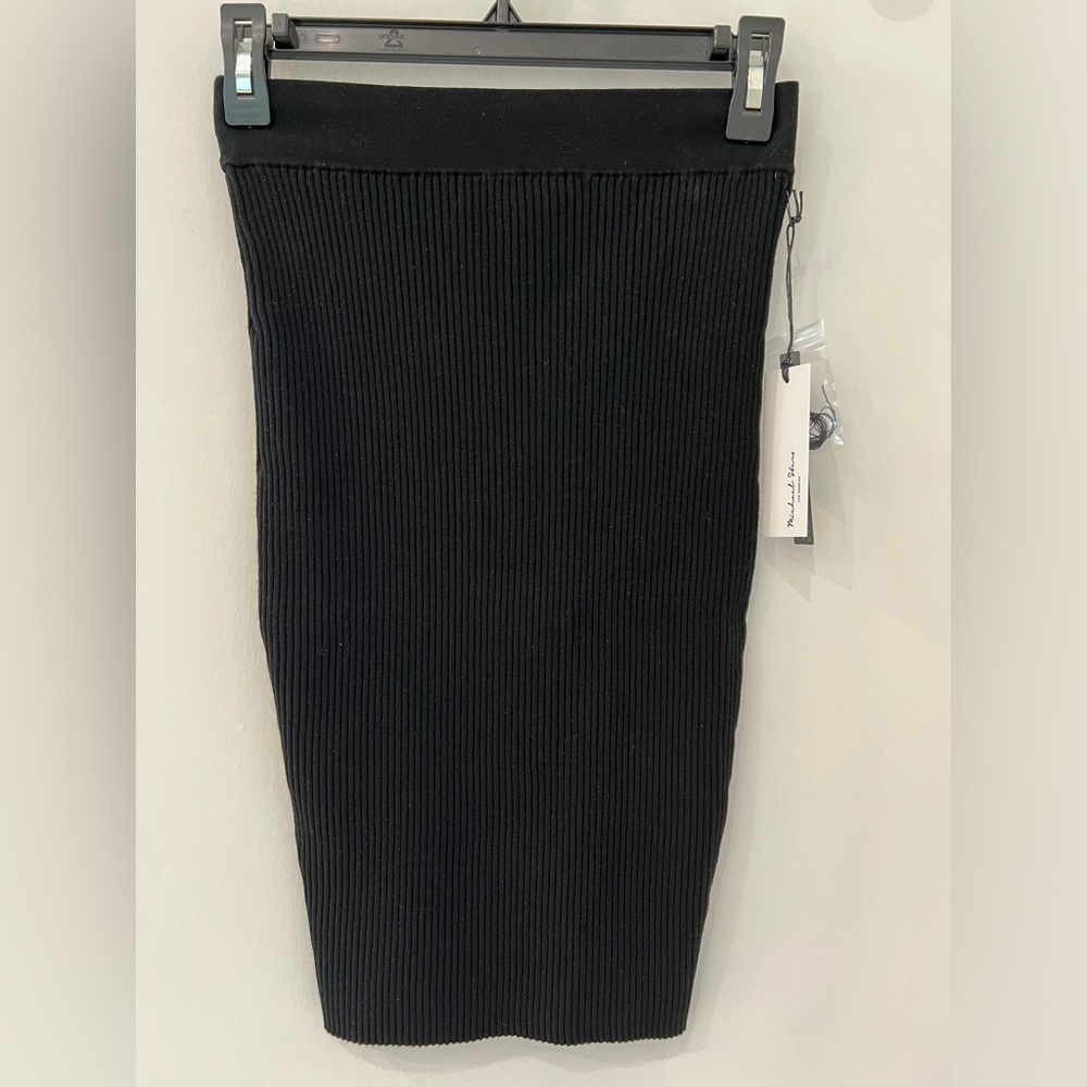Michael Stars, medium, black ribbed skirt. NWT Milan, Pencil skirt.